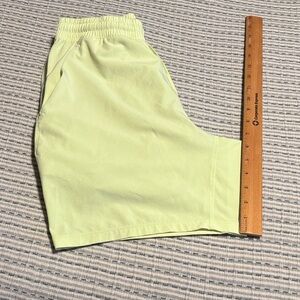 Lululemon mile maker ripstop lined short 6” Light Yellow, lemongrass color